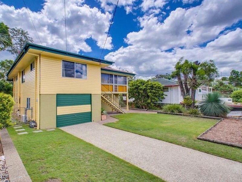 12 Carissa Street, Arana Hills QLD 4054