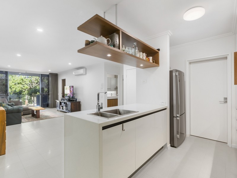 5/390 Simpsons Road, Bardon QLD 4065