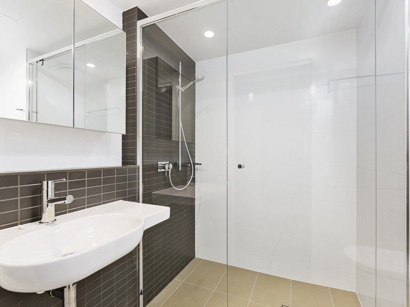 1809/55 Railway Parade, Milton QLD 4064