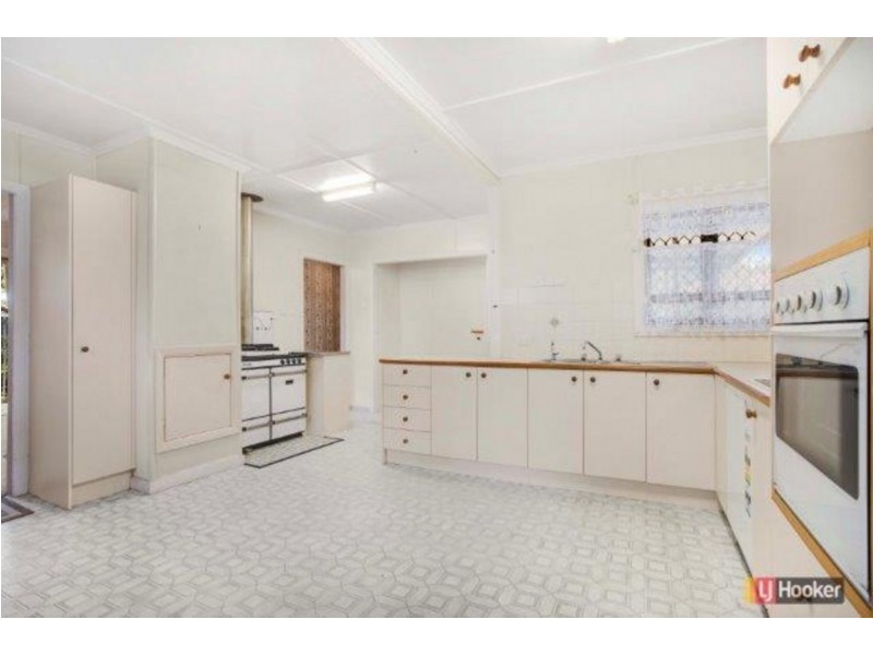 683 Waterworks Road, Ashgrove QLD 4060