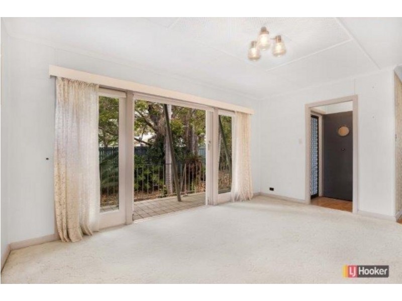 683 Waterworks Road, Ashgrove QLD 4060