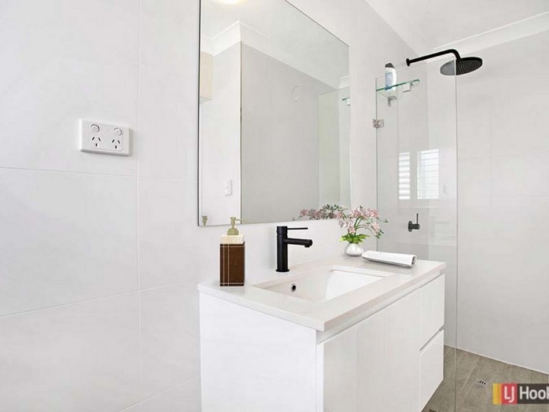 4/666 Kingsford Smith Drive, Hamilton QLD 4007