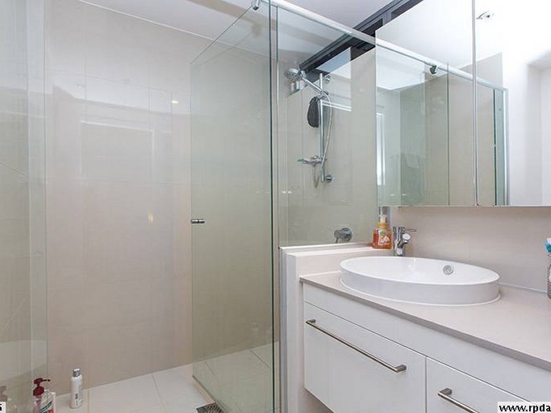 Apartment 2076/16 Hamilton Place, Bowen Hills QLD 4006