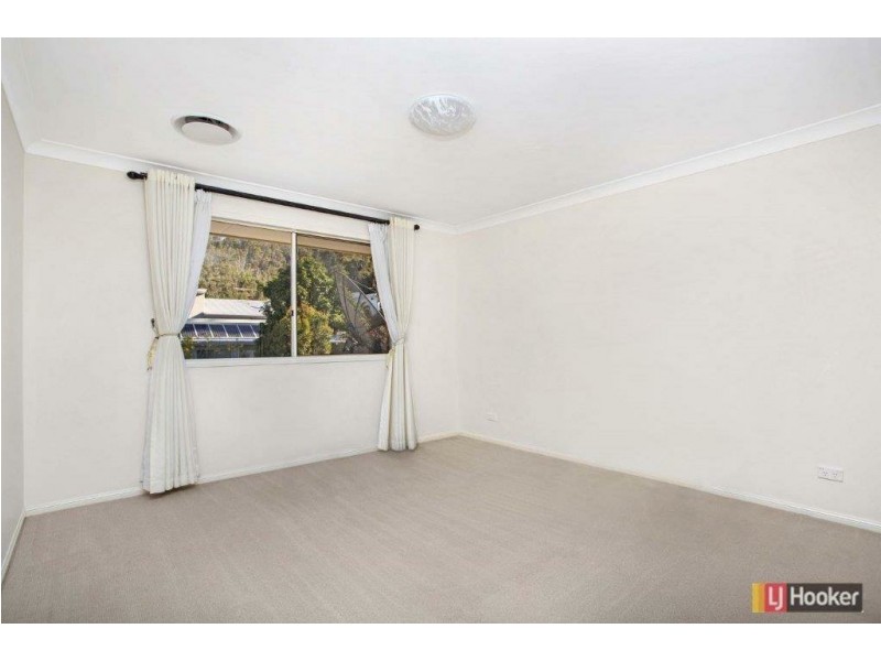 4 Naturesque Close, Mitchelton QLD 4053