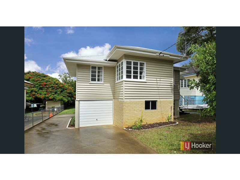 56 Heliopolis Parade, Mitchelton QLD 4053