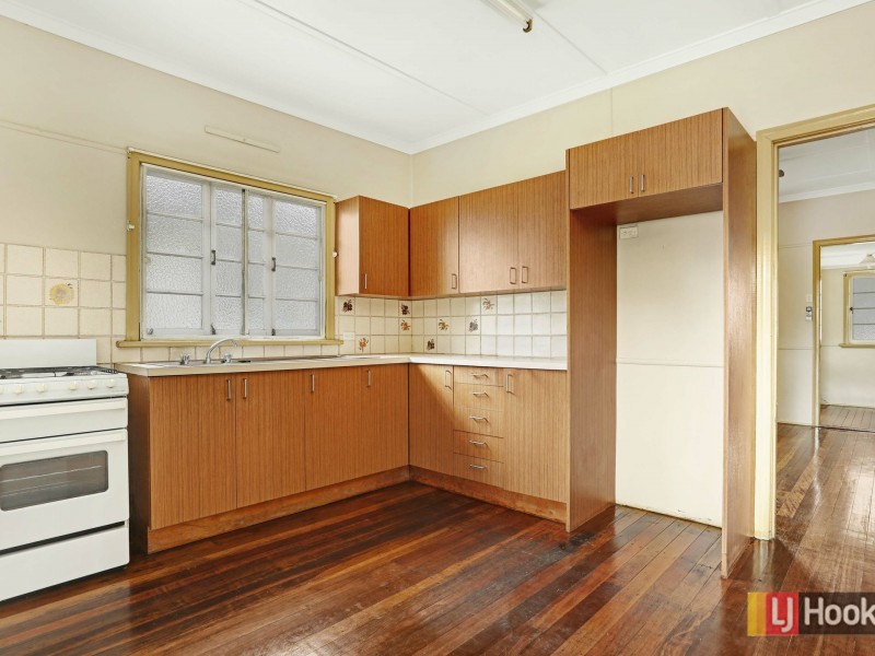 56 Heliopolis Parade, Mitchelton QLD 4053