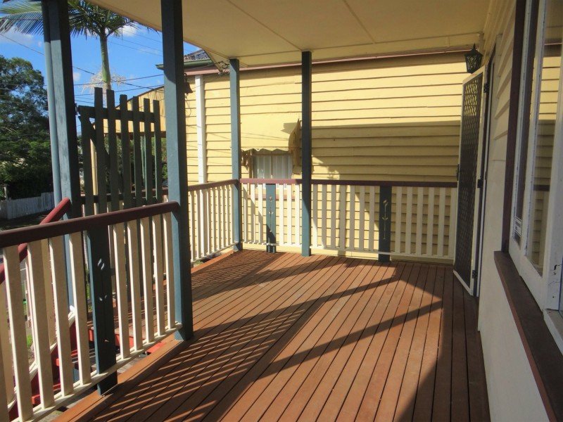 176 Arthur Terrace, Red Hill QLD 4059