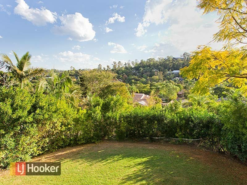 14 Willowood Place, The Gap QLD 4061
