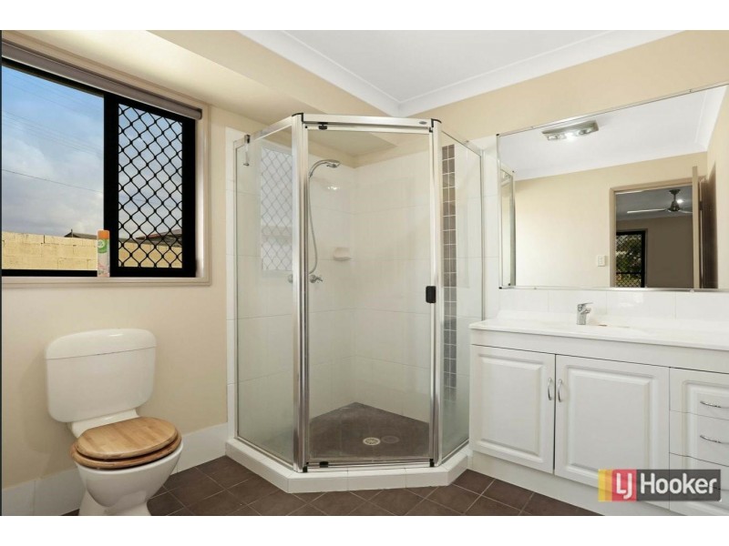 1 Atrium Way, Everton Hills QLD 4053