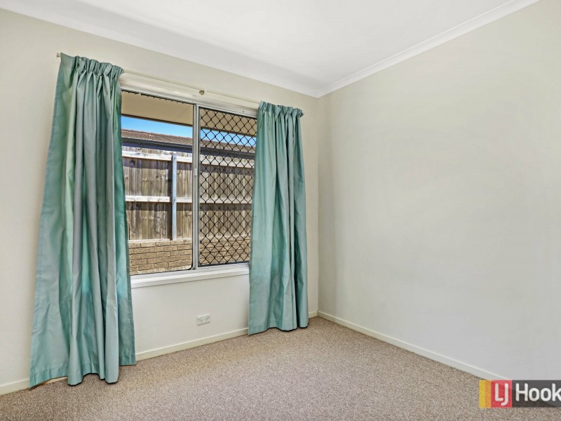 105 McGinn Road, Ferny Grove QLD 4055