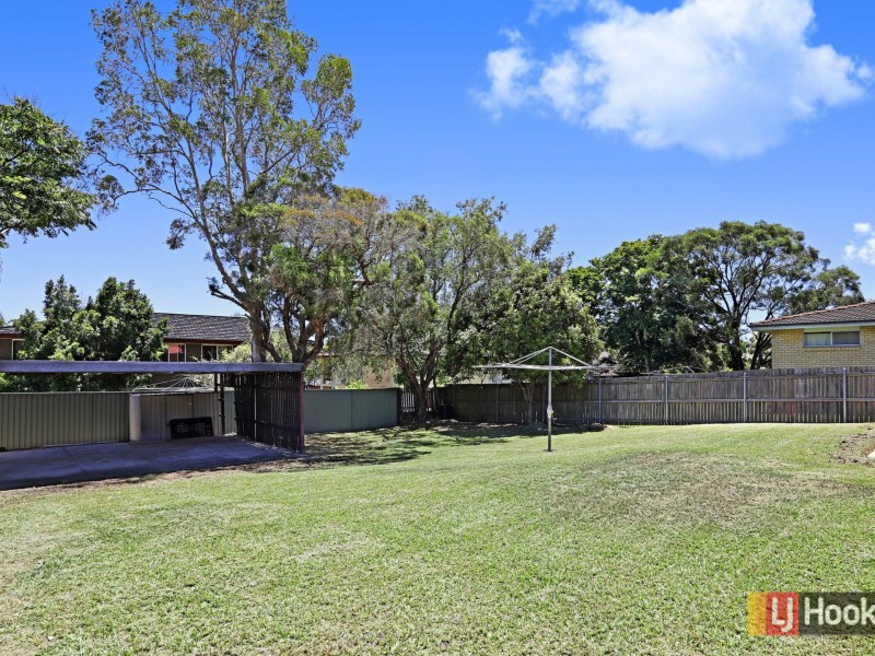 105 McGinn Road, Ferny Grove QLD 4055