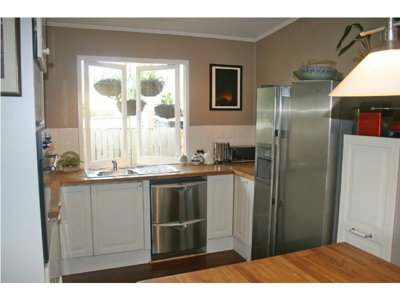 18 Glenbrae Street, The Gap QLD 4061