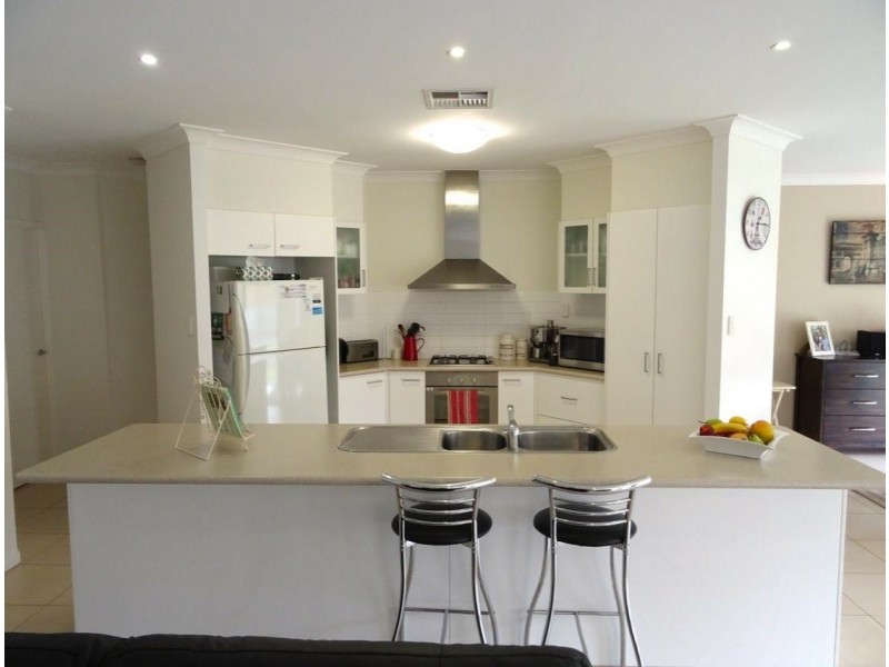 25 Georgia Place, The Gap QLD 4061