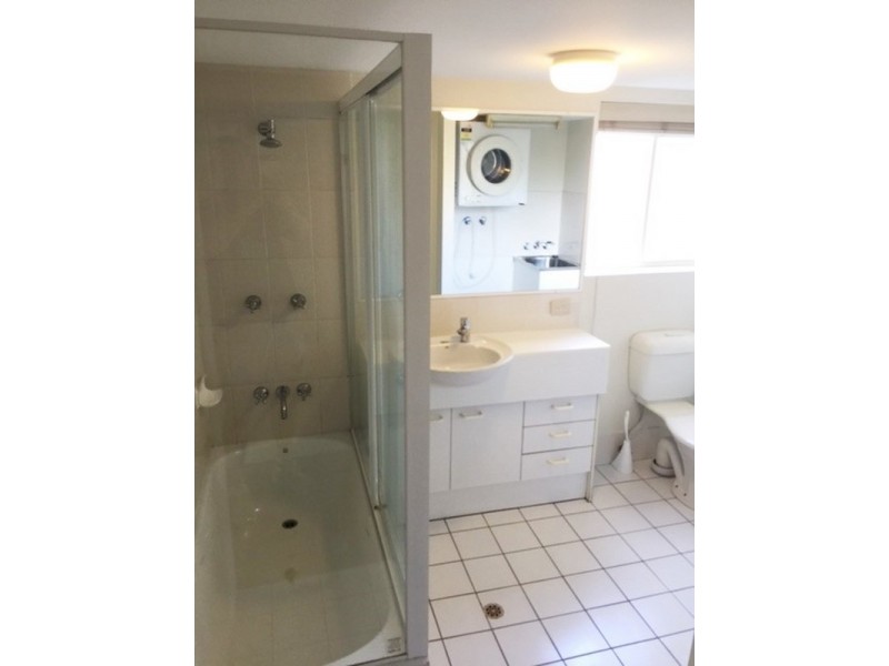 17/110 MUSGRAVE ROAD, Red Hill QLD 4059