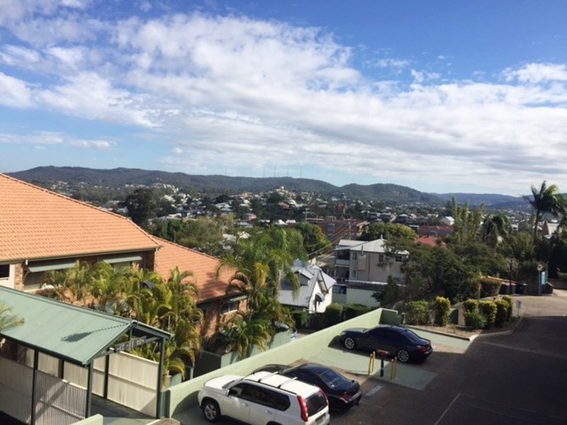 17/110 MUSGRAVE ROAD, Red Hill QLD 4059