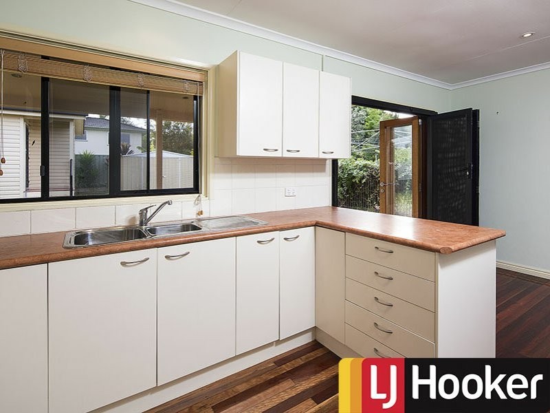 18 Coolibah Crescent, Ferny Hills QLD 4055