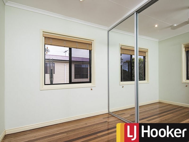 18 Coolibah Crescent, Ferny Hills QLD 4055