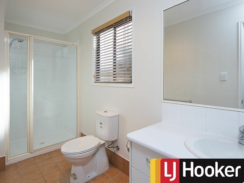 18 Coolibah Crescent, Ferny Hills QLD 4055