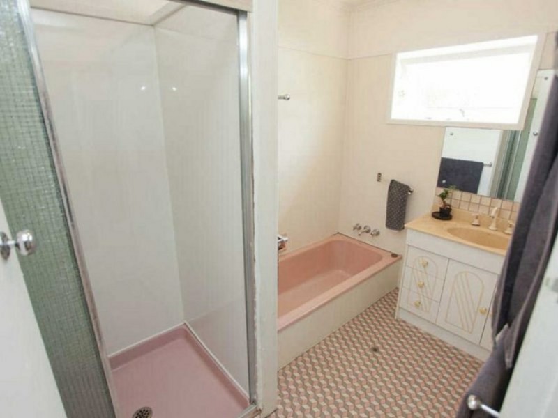 6 Yanina Street, The Gap QLD 4061