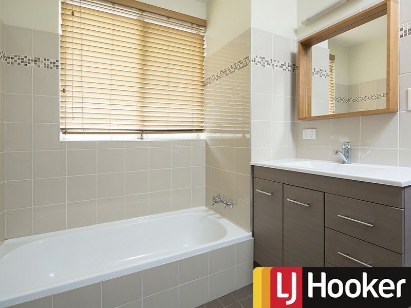 2/20 Rosemount Terrace, Windsor QLD 4030