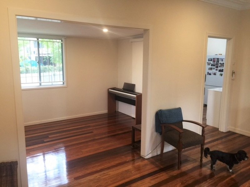 50 ORSOVA ROAD, Yeronga QLD 4104