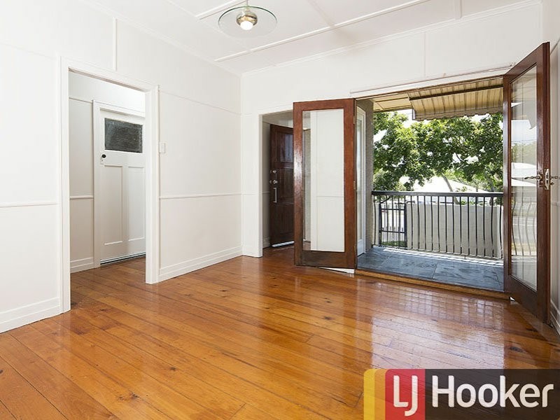 144 Waterworks Road, Ashgrove QLD 4060