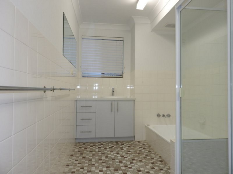 12 Toohey Avenue, Greenslopes QLD 4120