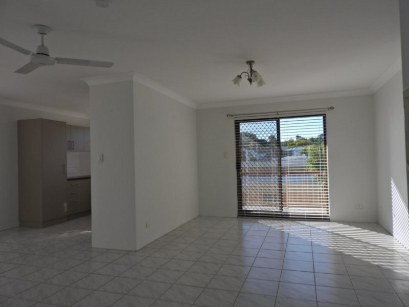 12 Toohey Avenue, Greenslopes QLD 4120