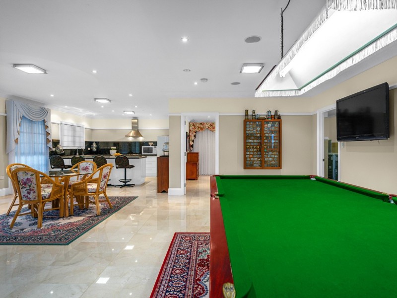 62 Crescent Road, Hamilton QLD 4007