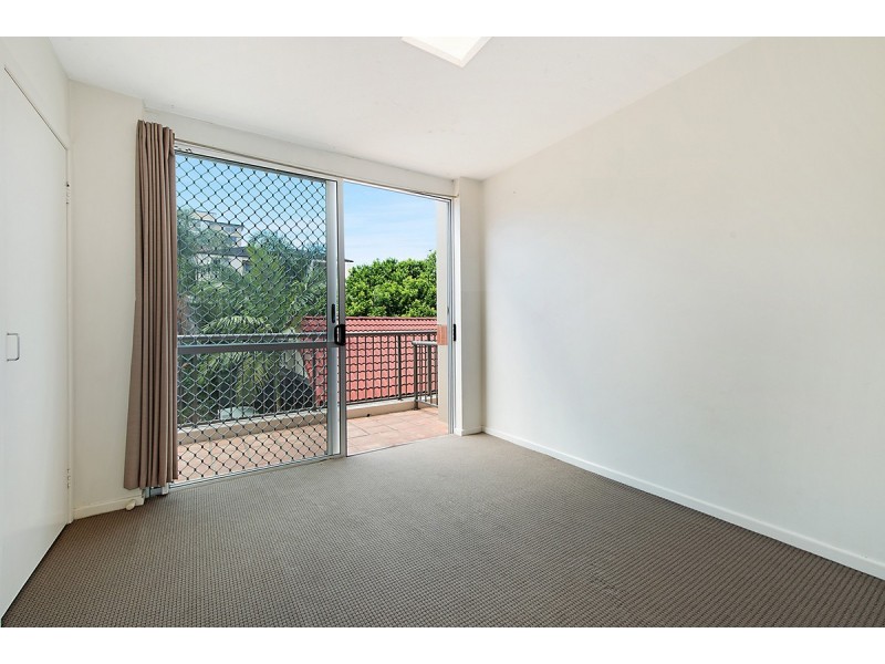 20/17 Whyenbah Street, Hamilton QLD 4007