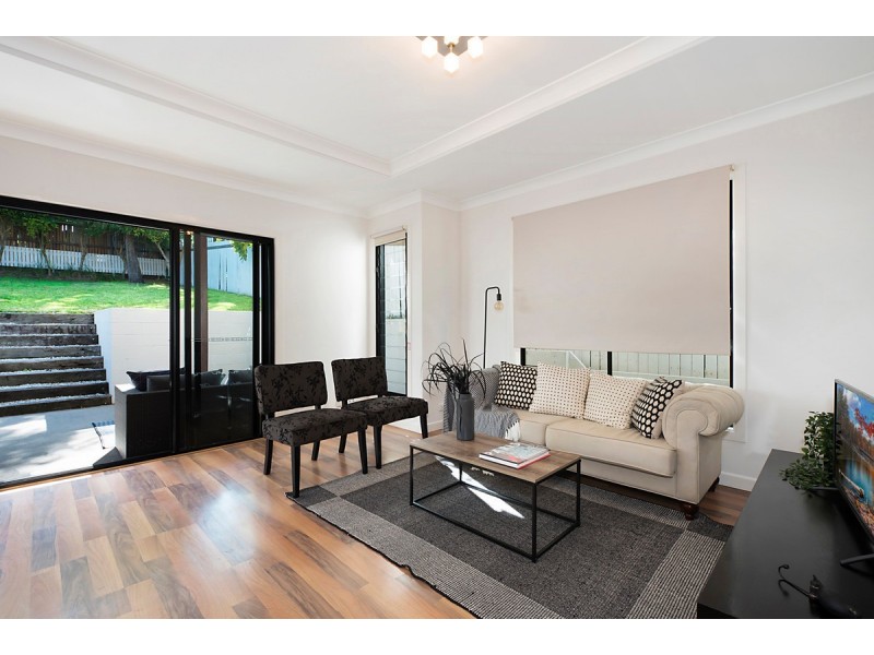 54 Waverley Road, Camp Hill QLD 4152