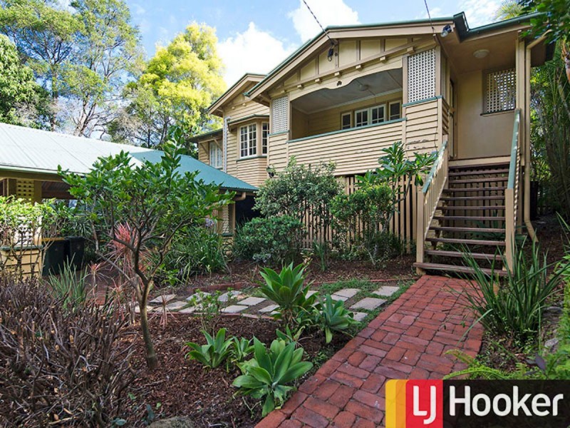33 Kinkade Avenue, Ashgrove QLD 4060