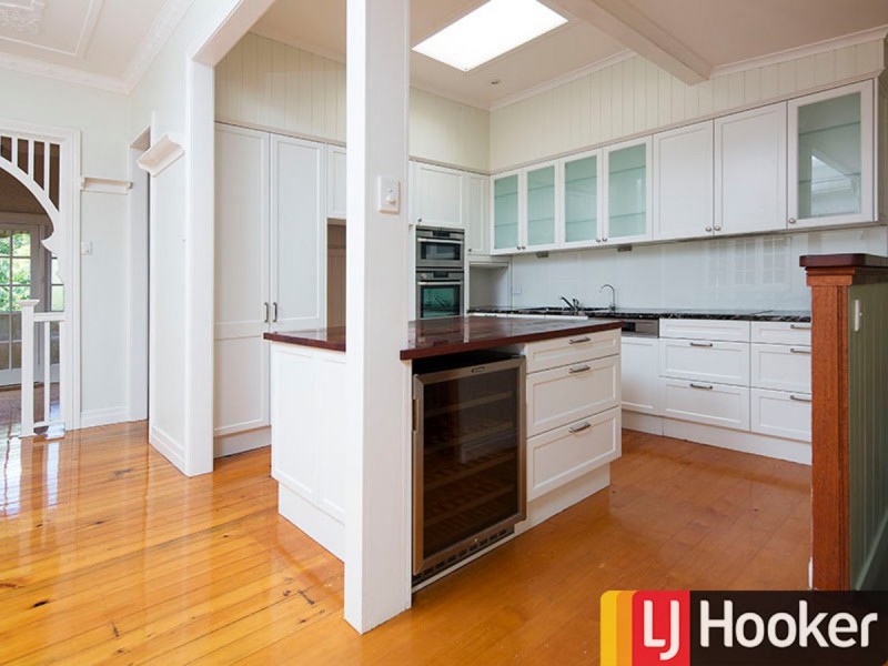 33 Kinkade Avenue, Ashgrove QLD 4060