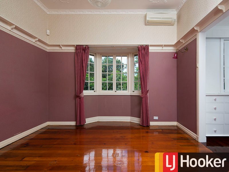 33 Kinkade Avenue, Ashgrove QLD 4060