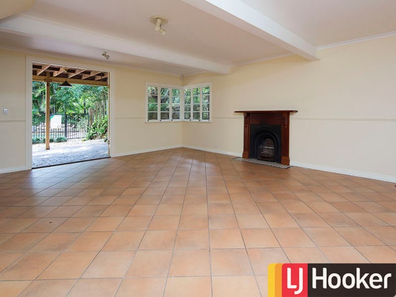 33 Kinkade Avenue, Ashgrove QLD 4060