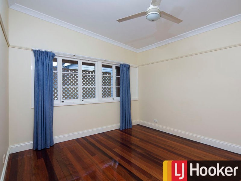 33 Kinkade Avenue, Ashgrove QLD 4060