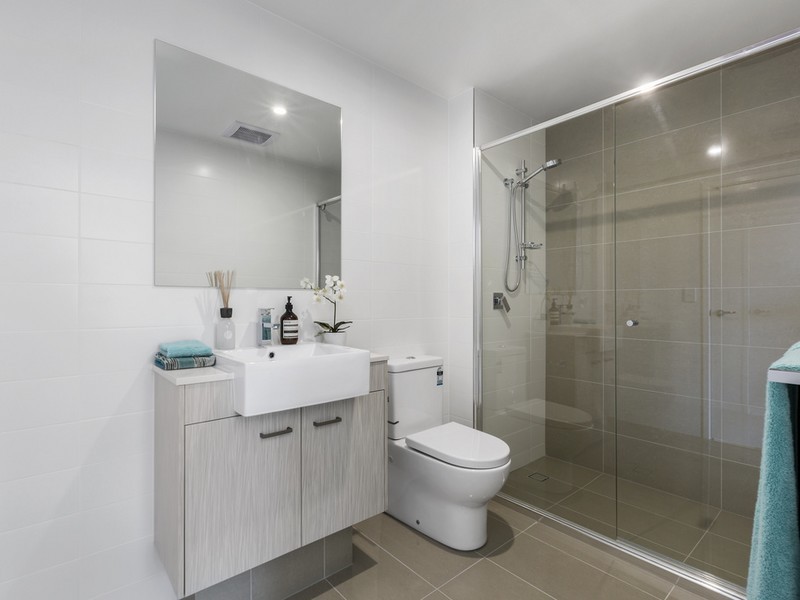 11 Bromilow Street, Chermside QLD 4032