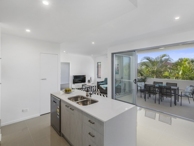 11 Bromilow Street, Chermside QLD 4032