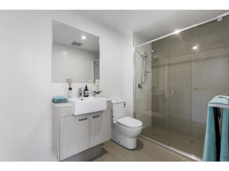 11 Bromilow Street, Kedron QLD 4031