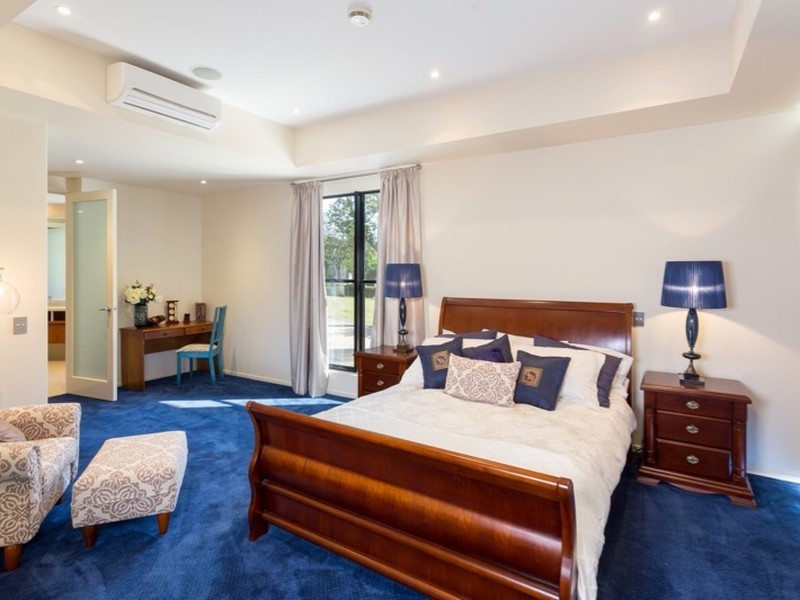 36 Needham St, Fig Tree Pocket QLD 4069