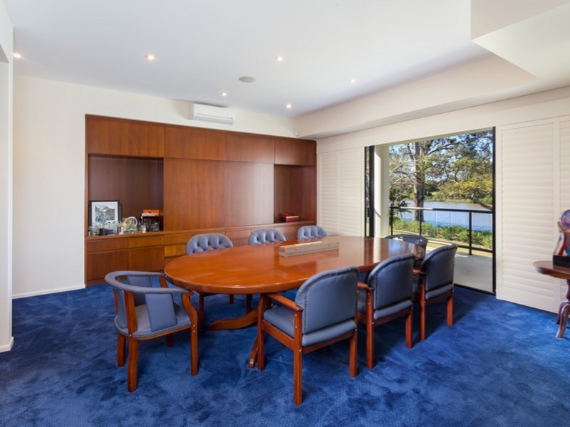 36 Needham St, Fig Tree Pocket QLD 4069