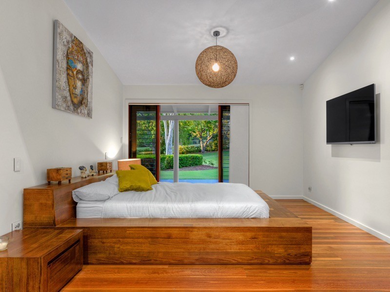 9 Ningana St, Fig Tree Pocket QLD 4069