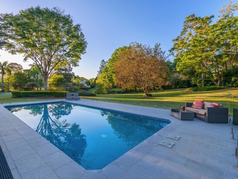 9 Ningana St, Fig Tree Pocket QLD 4069