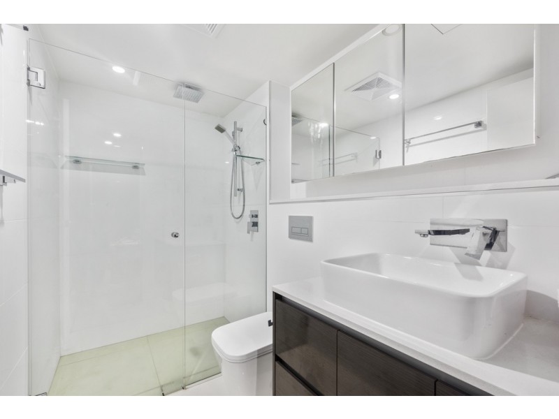 32/68 Benson Street, Toowong QLD 4066