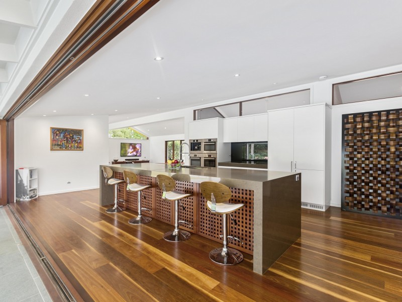 9 Ningana St, Fig Tree Pocket QLD 4069
