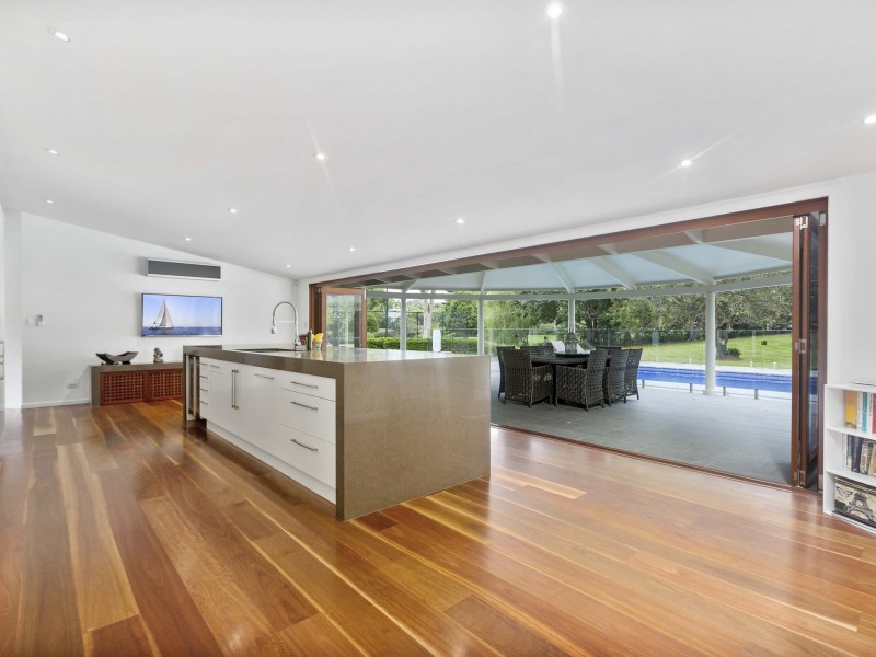 9 Ningana St, Fig Tree Pocket QLD 4069