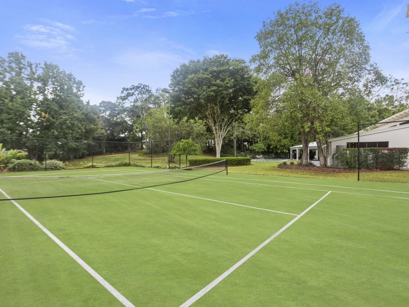 9 Ningana St, Fig Tree Pocket QLD 4069