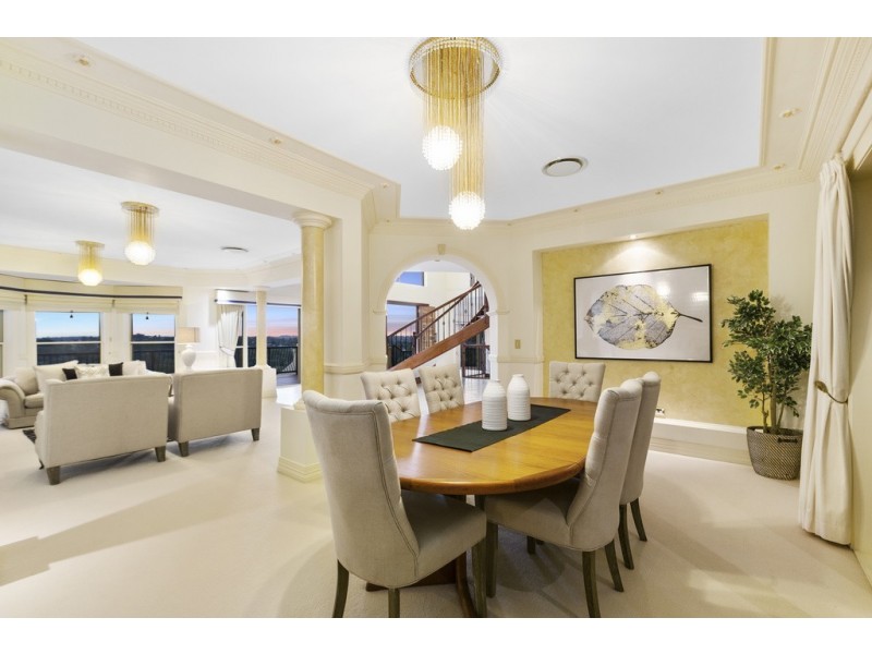 23 Drysdale St, Mount Ommaney QLD 4074