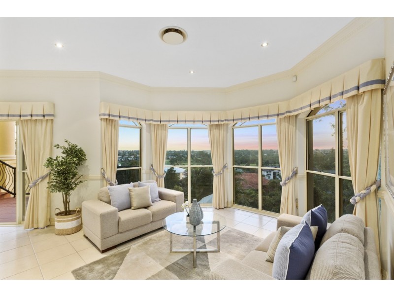 23 Drysdale St, Mount Ommaney QLD 4074