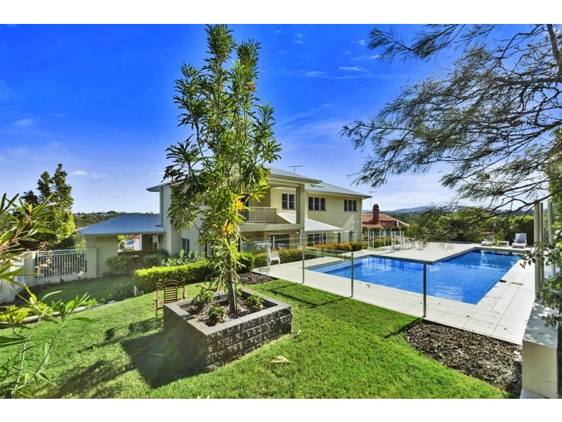 11 Drysdale Street, Mount Ommaney QLD 4074